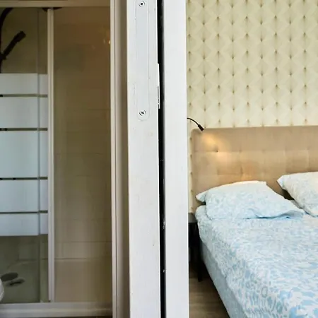 Apartment En Deplacement 7 Wifi Gratuit Proche Gare Ouigo Tourcoing