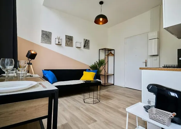 Appartement En Deplacement 7 Wifi Gratuit Proche Gare Ouigo *